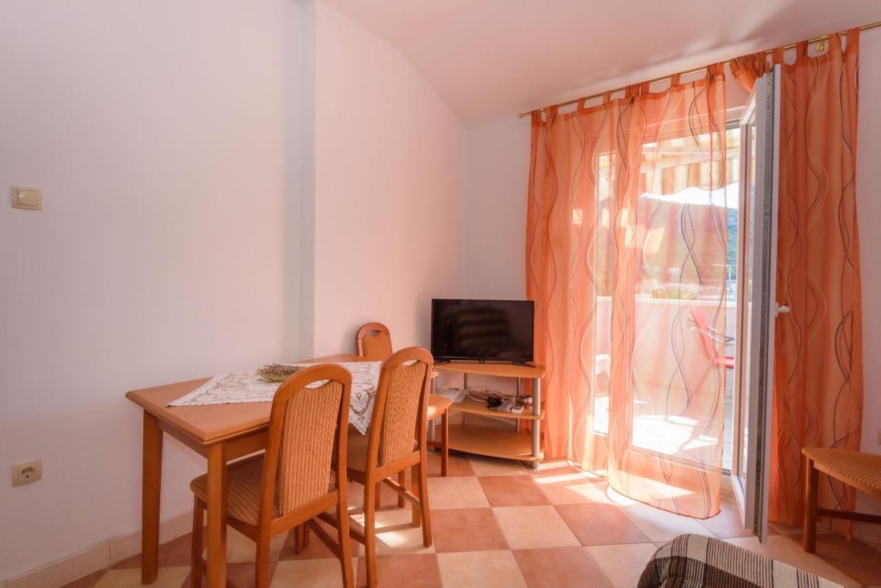 Apartments Zdravko Klek Ngoại thất bức ảnh