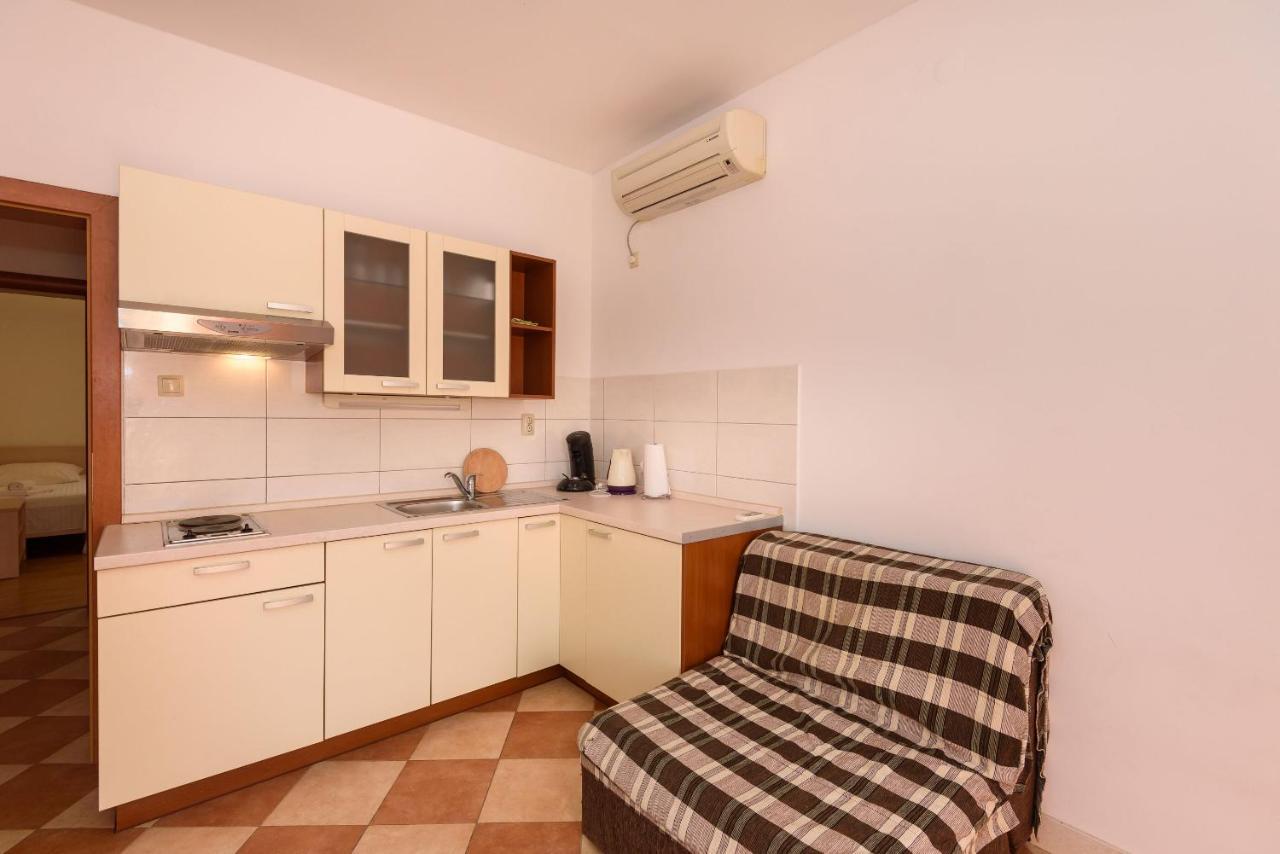 Apartments Zdravko Klek Ngoại thất bức ảnh