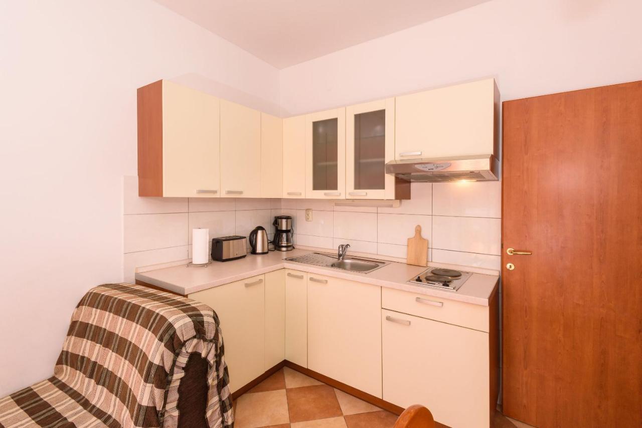 Apartments Zdravko Klek Ngoại thất bức ảnh