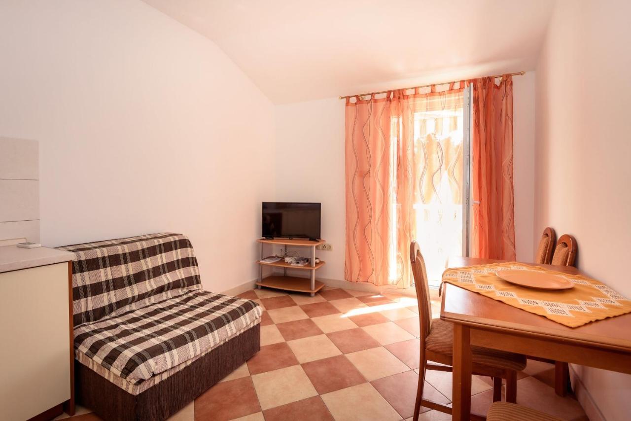 Apartments Zdravko Klek Ngoại thất bức ảnh